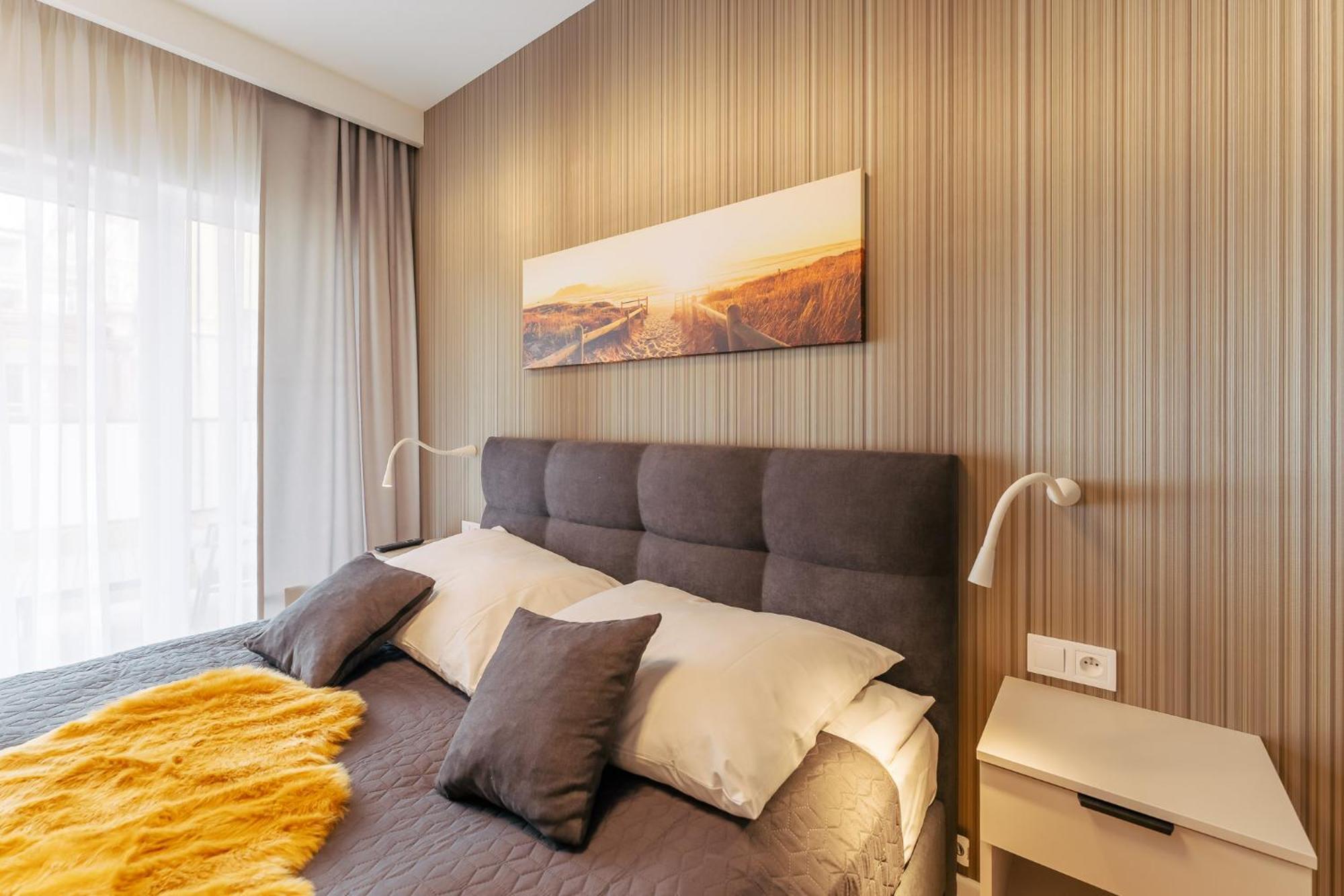 Aparthotel Ustronie 20 M Do Plazy